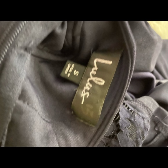 Lulus Whenever You Call Lace Open Back Maxi Dress Navy Size Small - Picture 7 of 8